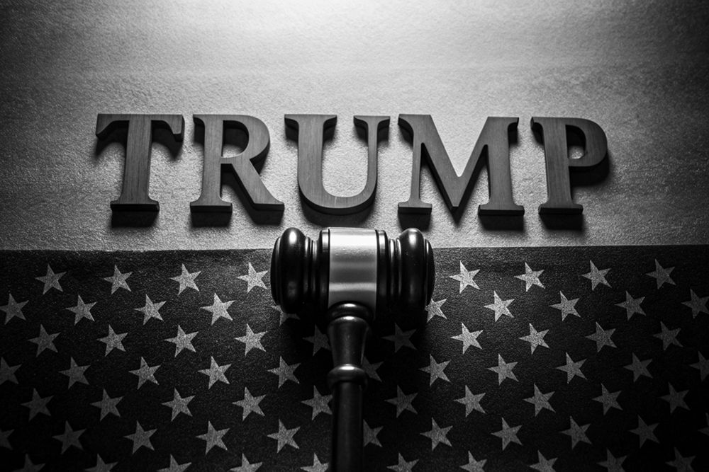 特朗普“无意修复”马斯克关系:币圈监管与政治斗争白热化 image 2